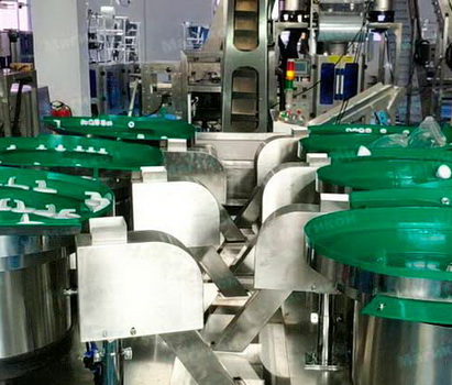 Реализованный проект: фасовка и упаковка метизов на упаковочной линии MAGIKON-320 с 6 вибродозаторами Реализованный проект: фасовка и упаковка метизов на упаковочной линии MAGIKON-320 с 6 вибродозаторами