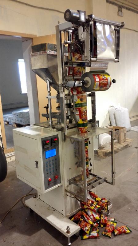 Фасовка семечек и орешек в пакет «подушка»