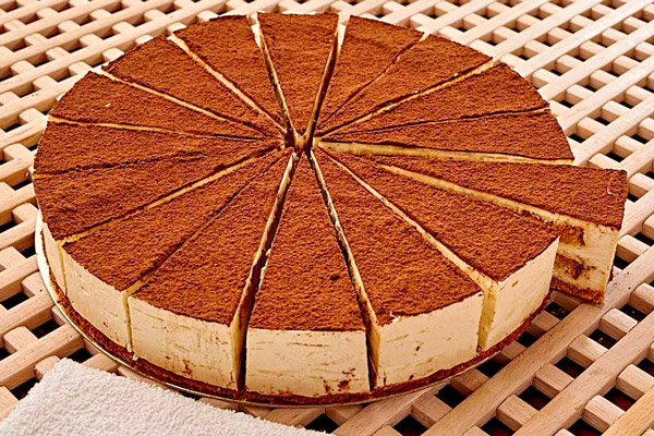 Машина для вертикальной нарезки тортов и бисквита