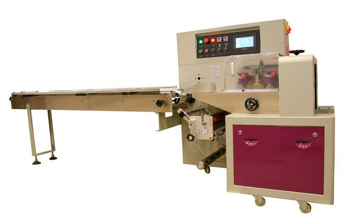 Новое в проектах: Упаковка фруктовой пастилы на горизонтальном автомате серии MAGIKON-250AGX с нижней подачей пленки.