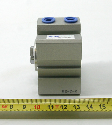 Пневмоцилиндр-для-DP-520-SPA-40-x10_2