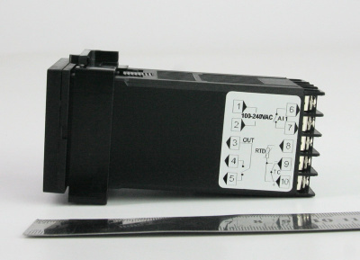 Блок-регулировки-температуры-REX-C100FK02-M-AN_03